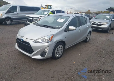 2016 Toyota Prius C Three из США, поврежденный, VIN JTDKDTB32G1139265